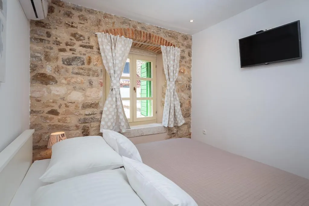 Cindro Apartment With Terrace Split