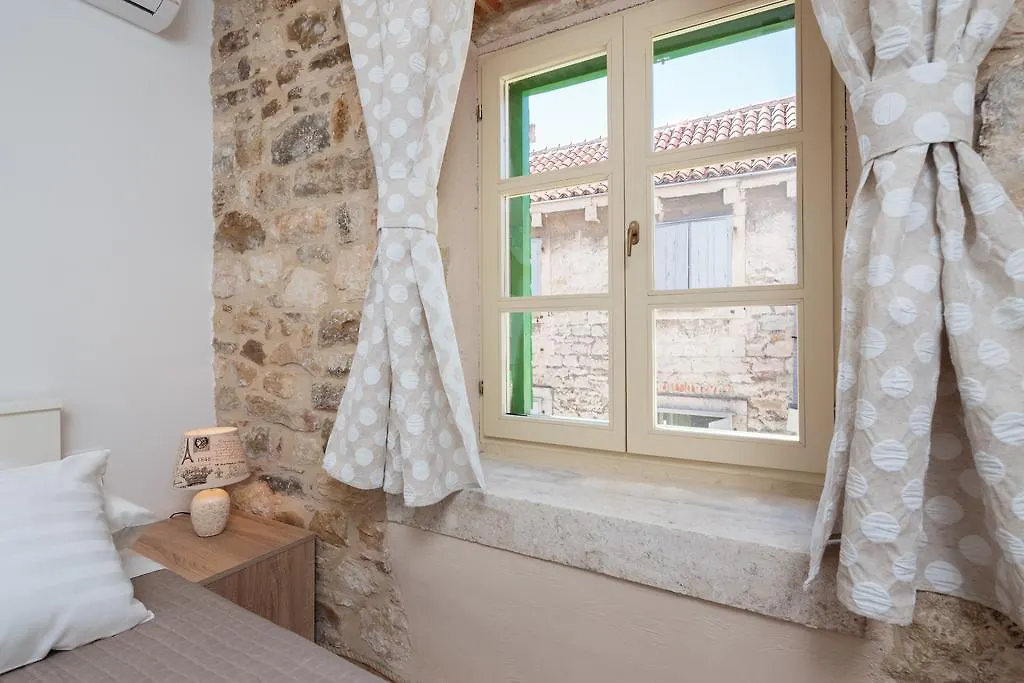Cindro Apartment With Terrace Split