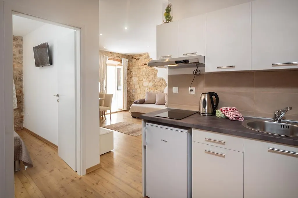 Cindro Apartment With Terrace Split